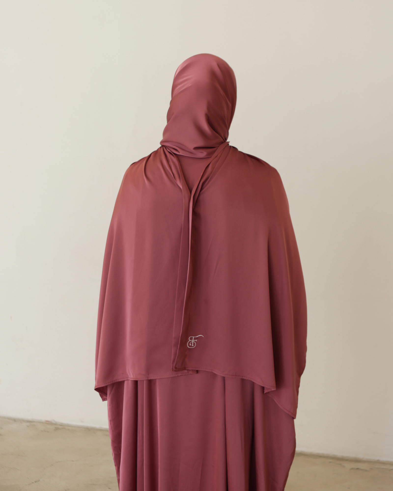 Fatima Prayer Gown