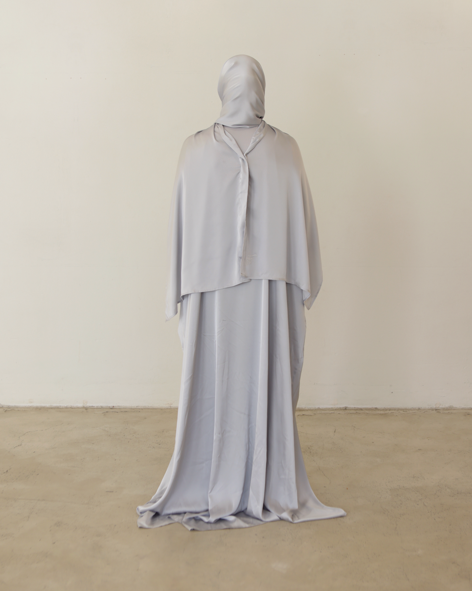 Maryam Prayer Gown