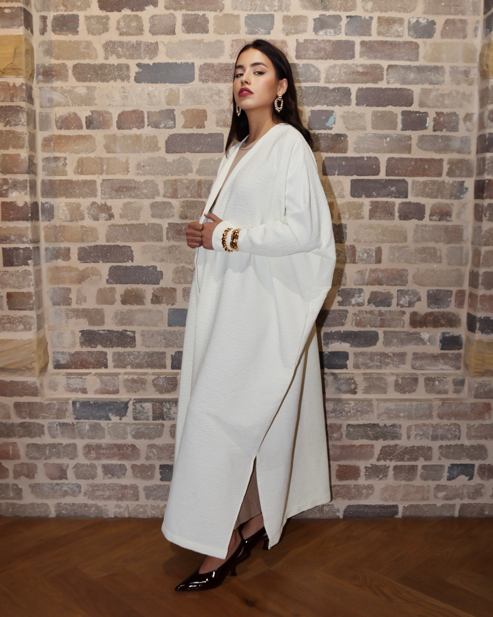 The Aura Cape White