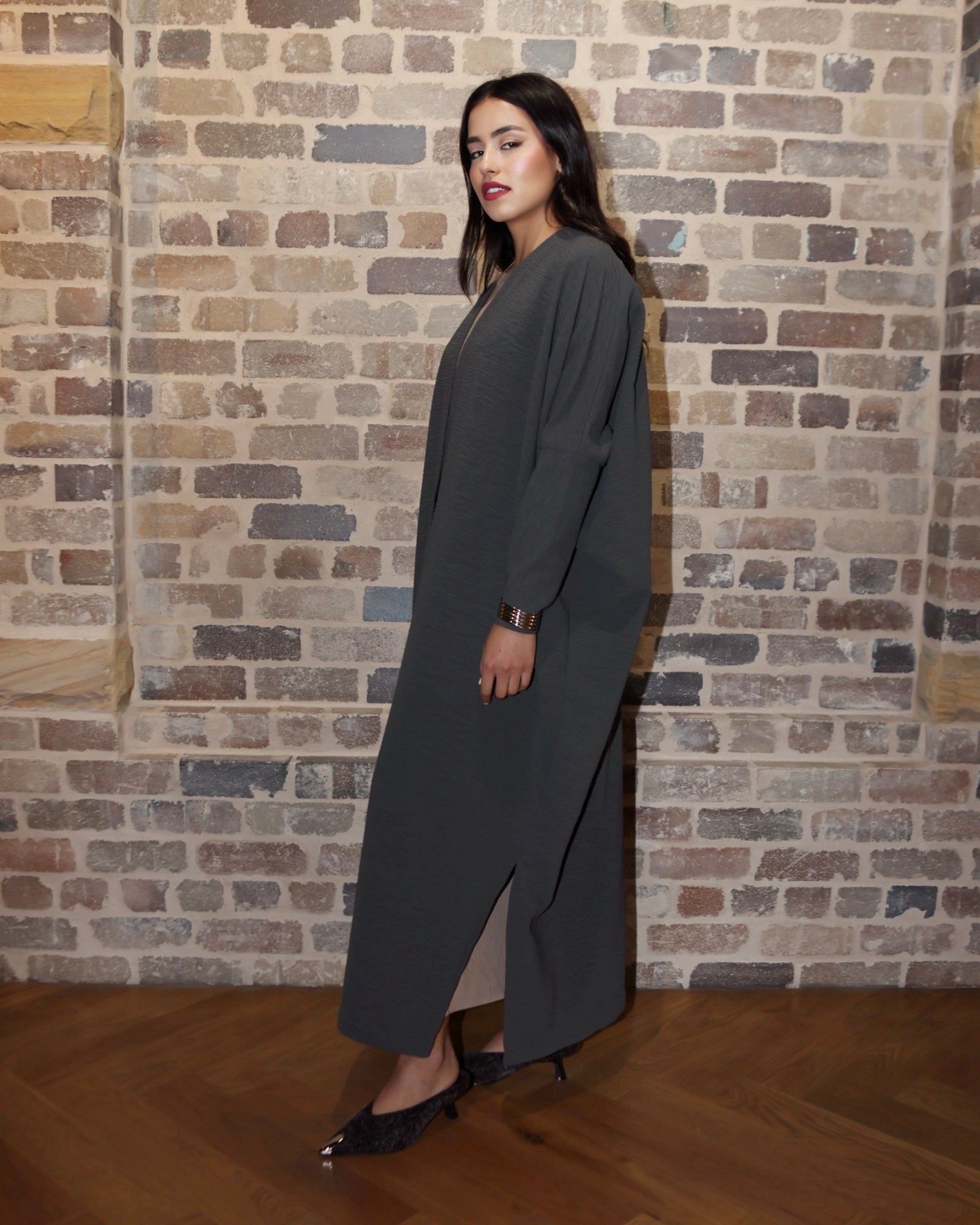 The Aura Cape Olive