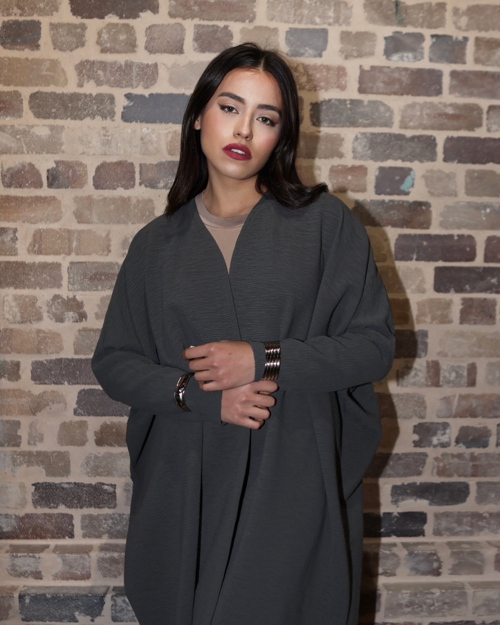 The Aura Cape Olive