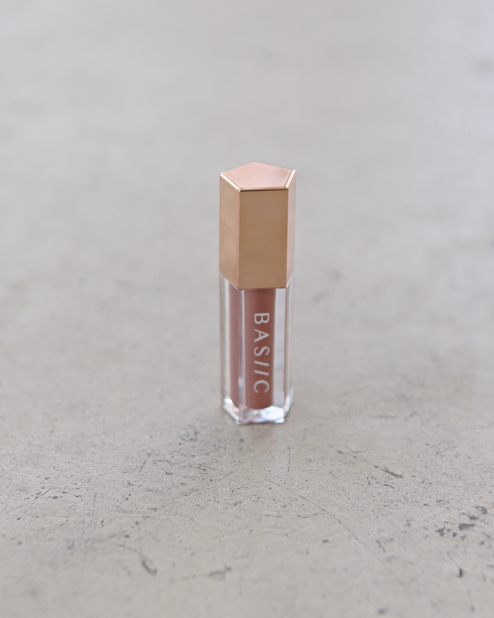 Basiic Vegan Lip Gloss Bombshell