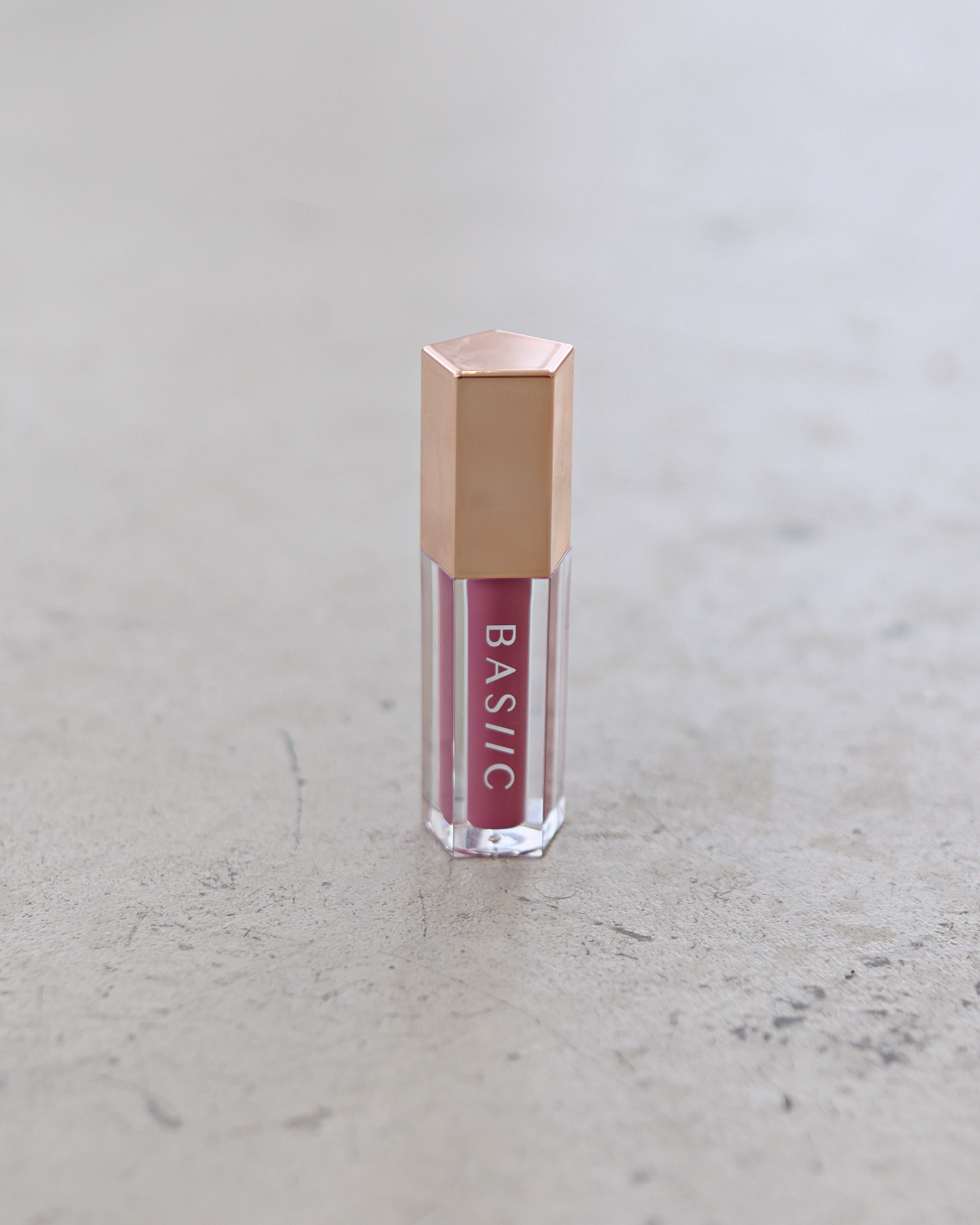 Basiic Vegan Lip Gloss Girly