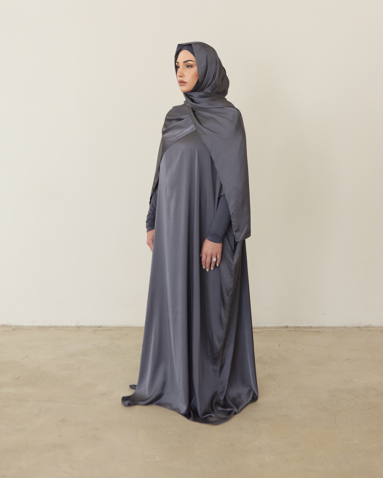 Yasmin Prayer Gown