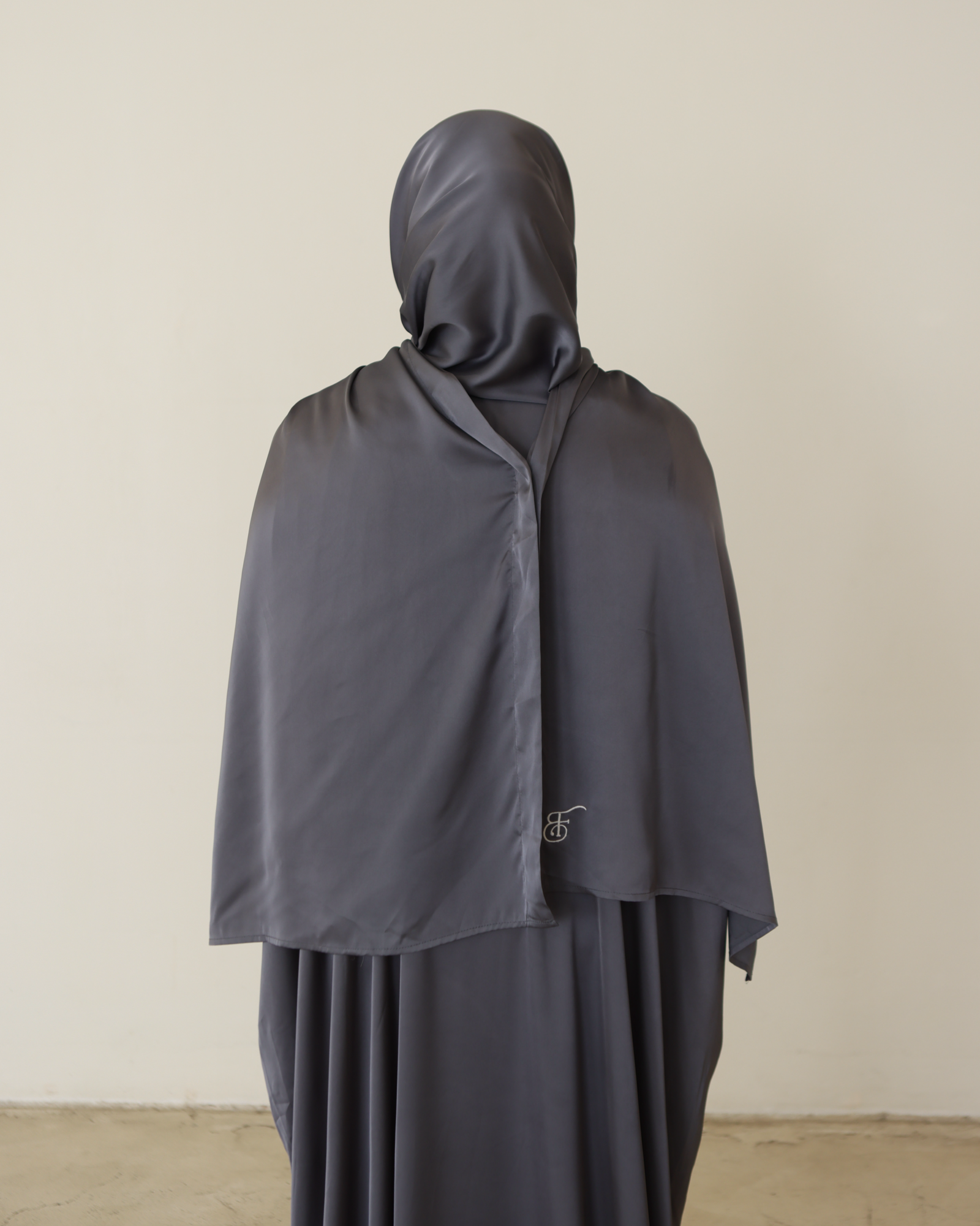 Yasmin Prayer Gown