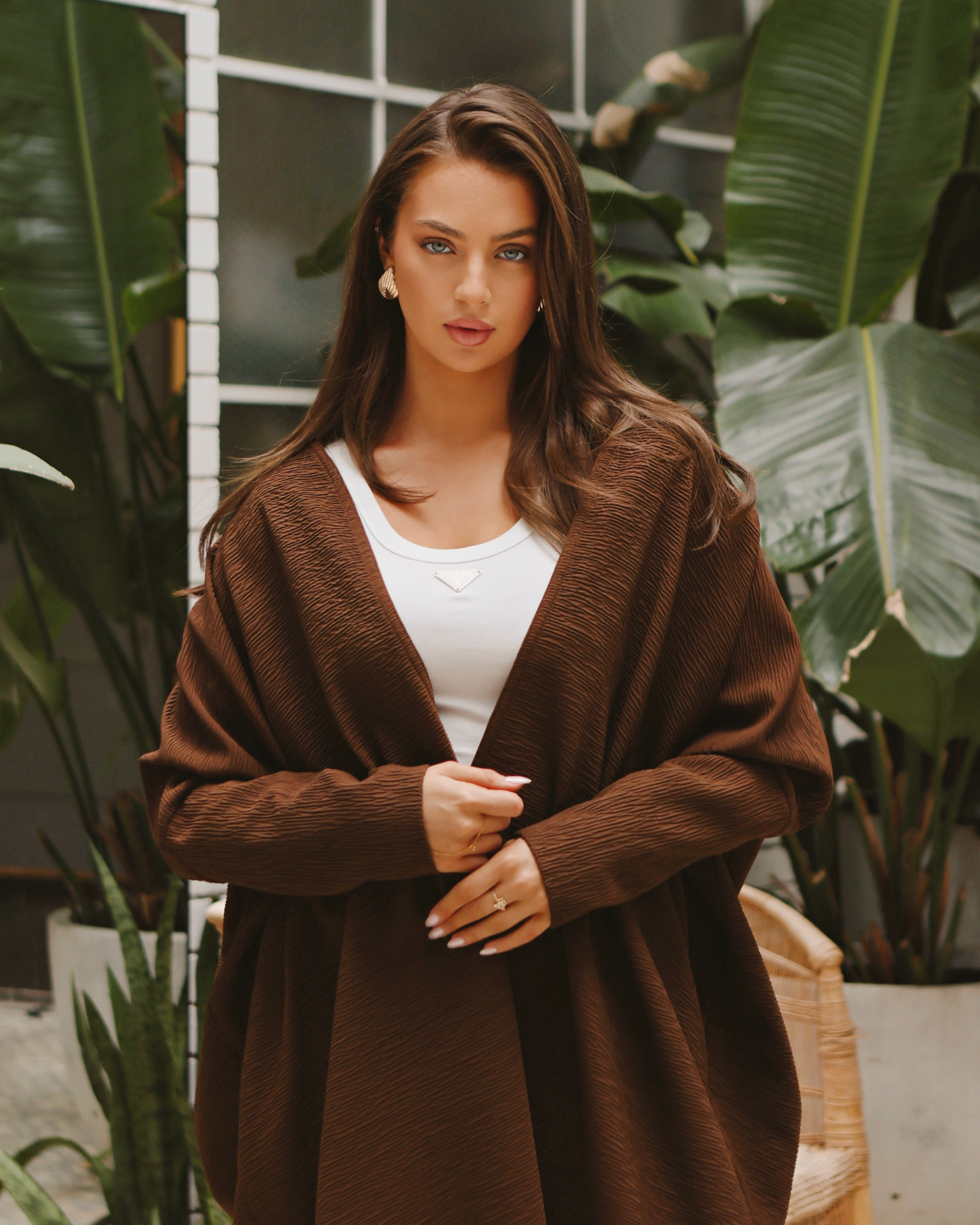 The Aura Cape Chocolate